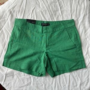 Banana Republic green linen shorts, size 4